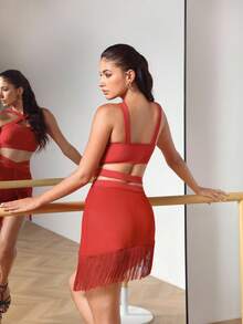 Menodora SHEIN Sport Damska jednokolorowa koszulka na ramiączkach z frędzlami i mini spódniczka z frędzlami, inne stroje do tańca