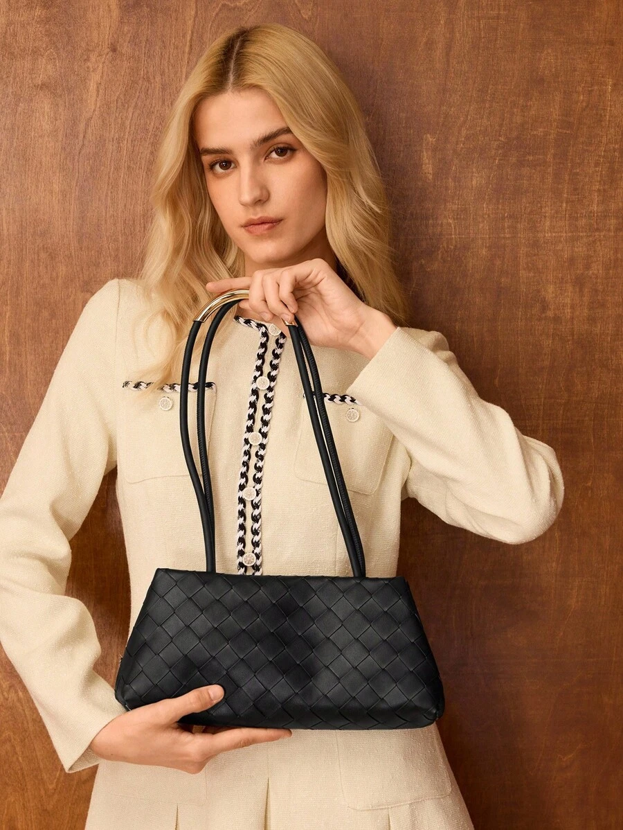 MOTF PREMIUM PU 皮革五金单肩包 - 黑色 - 查看 1