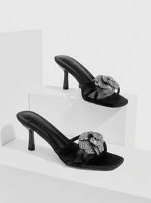 CUCCOO SZL 黑色缎面缎面银色水钻山茶花细带性感优雅法式宴会高跟凉鞋 - 黑色 - 查看 2