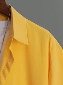 Manfinity Homme Men Patch Detail Shirt Without Tee - Yellow - View 4