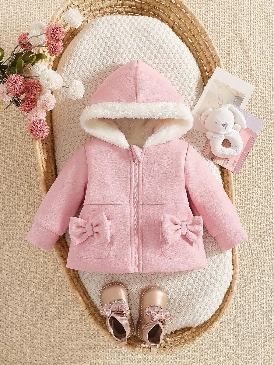 SHEIN Baby Girls' Hooded Fluffy Bow Pocket Long Sleeve Faux Fur Jacket. The Adorable Hooded Design, Paired With The Fluffy 3D Bow Decoration, Is Lively And Playful, Full Of Childlike Charm. Suitable For Taking The Baby Out To Play, As Well As For Casual Home Wear. Whether Attending A Holiday Party Or Any Important Occasion, The Baby Can Instantly Become The Sweetest And Most Charming Little Princess, Attracting Everyone's Attention.