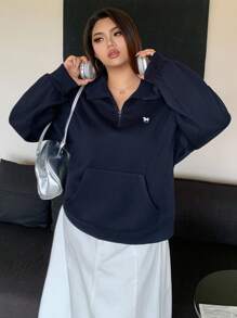 Dazy Plus Áo nỉ nữ dáng rộng, lót giữ nhiệt, in họa tiết, khóa kéo nửa thân, phong cách đường phố, cỡ lớn, dành cho nữ, mùa xuân/thu. - Màu xanh hải quân - Xem 5