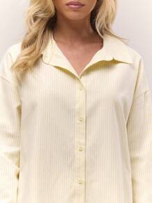 MUSERA 超大款细条纹长款奶油黄衬衫，复古乡村风，清新可爱，适合清新女孩夜晚穿着。奶油黄休闲上衣，优雅迷人，适合春夏度假。 - 黃色 - 查看 5