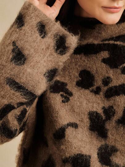 Anewsta Fashionable Autumn/Winter Elegant Versatile Loose Fuzzy Speckled Leopard Print Turtleneck Oversized Sleeve Women Wool Sweater