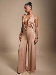 Hauture 性感夏日派对夜出纯色深V辫子细节露背阔腿吊带连体裤 - 卡其色 - 查看 4