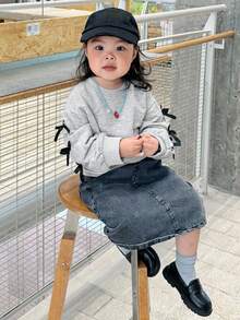 DAZY Baby Girls' Round Neck Casual Bow Long Sleeve Sweatshirt, Autumn/Winter