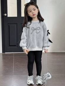 Dazy Kids 2件套女童圆领针织蝴蝶结印花套装 - 灰色 - 查看 2