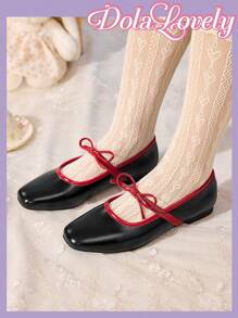 Dola Lovely 女士春季新款可爱缎面蓝色交叉金属扣芭蕾平底鞋，加大码优雅甜美女士平底鞋 - 黑色 - 查看 2