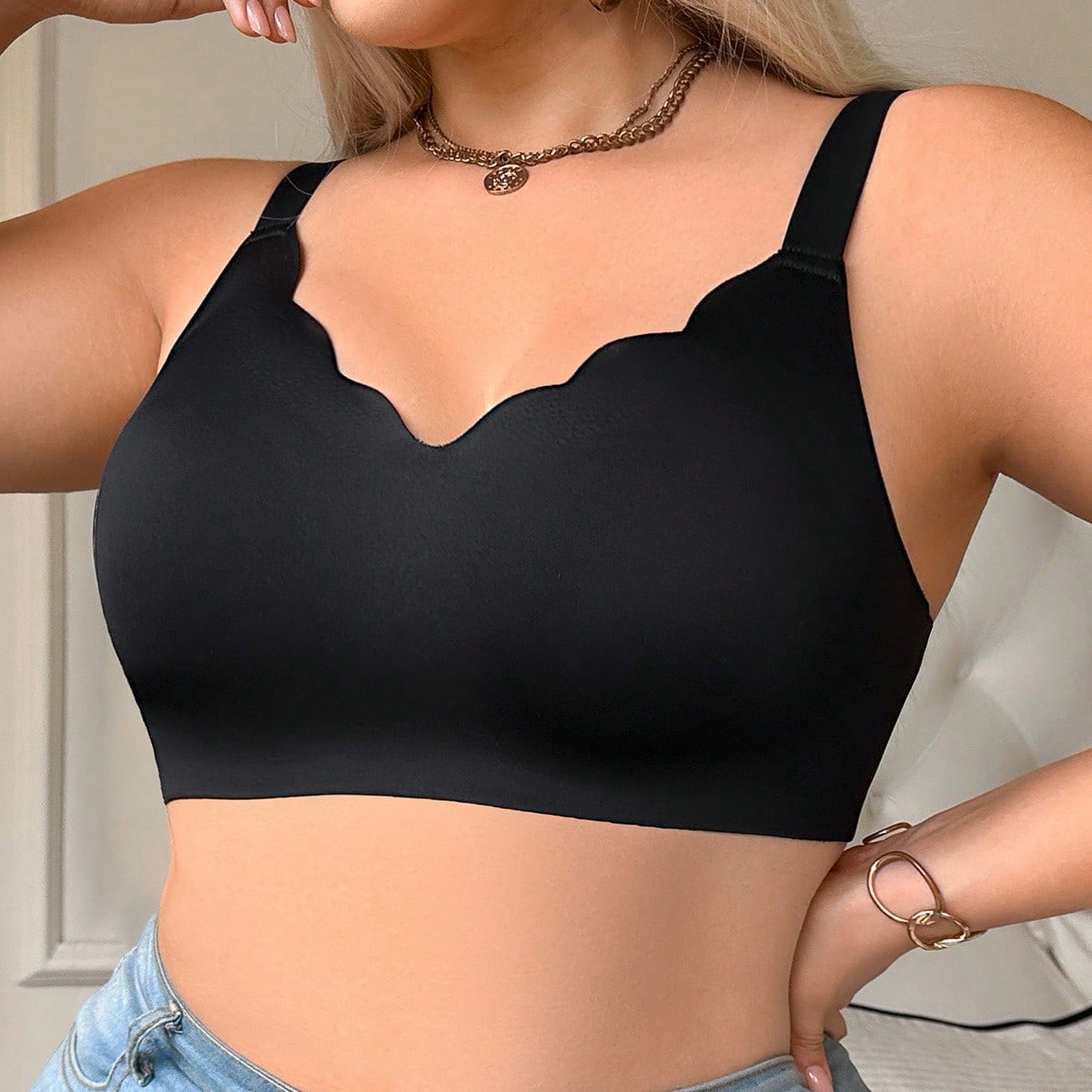 Sujetador sin costuras sin aros para mujer talla grande, sujetador push up con soporte suave y escote en V, tirantes anchos y cómodo, 1 pieza