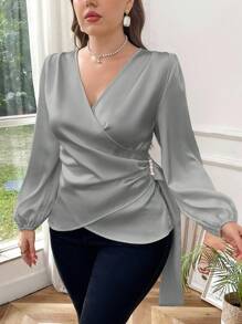 SHEIN Privé 大码女式优雅纯色 V 领不对称褶皱仿珍珠串珠荷叶边下摆休闲长袖衬衫，适合工作和日常穿着，春秋季女装 - 灰色 - 查看 6