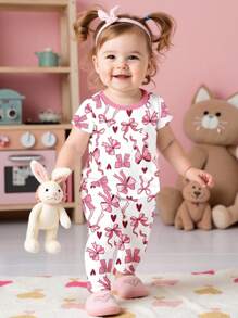 SHEIN Happikins Baby Girl Casual Minimalist Butterfly & Heart Printed Snug Fit Crew Neck Short Sleeve Top & Pants Homewear Set, Suitable For Summer