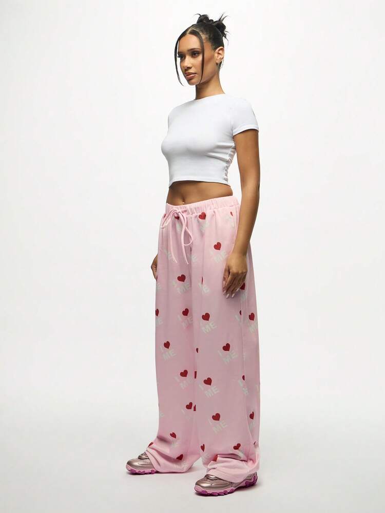 SUMWON WOMEN Wide Leg Sweatpants With Hearts And Text Print