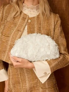 MOTF PREMIUM 女士时尚白色杏色纹理手拿包，情人节包，优雅、奢华，完美搭配舞会配饰 - 白杏色 - 查看 6