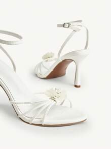 CUCCOO CHICEST 女式白色镜面花卉装饰绑带时尚优雅圆头高跟凉鞋 - 白色 - 查看 10