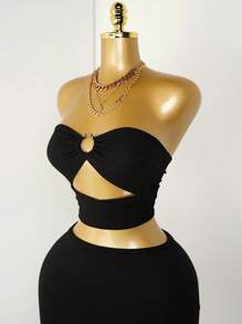 Zolique O-ring Cut Out Front Tube Top - Black - View 6