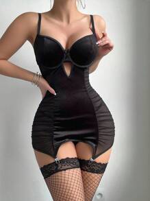 SHEIN 4pcs Set: Vintage Velvet Contrast Mesh Underwire Pleated Bodycon Skirt + G-String + 2pcs Mesh Stockings For Going Out, Baddie Look - Black - View 5
