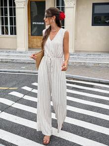 SHEIN Frenchy Bộ đồ liền thân rộng rãi không tay hở lưng cổ chữ V sọc dọc dành cho nữ - Màu be - Xem 3