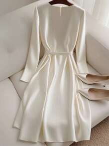 Franclia French Gentle Commuting Temperament Round Neck With Belt White High-End Solid Color Back To School Women's White Dress Elegant Female Dress Autumn Dress SummerHoliday Sunny Journey Vacay Vibes All White Clothes For University Fall Cloth For Women - White - View 2