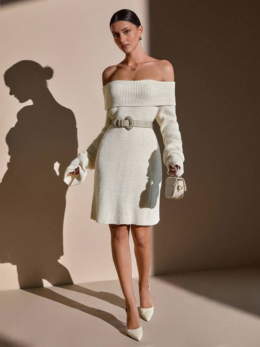 CLARA VERO Langes Pulloverkleid mit Schulterausschnitt und Rippstrick - Oversized Longline Pullover in Beige - Aprikosenfarben - Übersicht 1