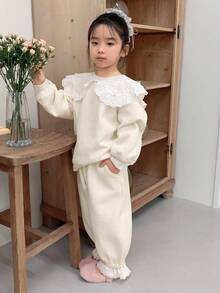 DAZY 2pcs/Set Young Girls Round Neck Lace Patchwork Long Sleeve Casual Sweatshirt And Loose Fit Pants Set - Apricot - View 3