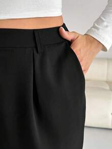 SHEIN Essnce Pantaloni neri classici a vita alta, casual, comodi e versatili, adatti per la primavera e l'autunno, ideali per l'ufficio e il tempo libero, stile semplice