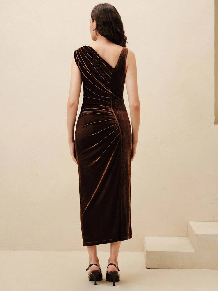 Solid Color Asymmetric Draped Neck Metal Chain Shoulder Strap Handmade Pleated Fitted Slit Stretchy Velvet Maxi Dress, Suitable For Spring, Summer, Going Out, Elegant, Formal, Party, Chic, New Year, Christmas, Graduation