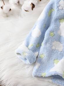 SHEIN Conjunto de pijama de 2 piezas para bebé niño con parte superior de manga larga con cuello de equipo y estampado de oso lindo, y pantalones suaves de felpa de coral para otoño/invierno