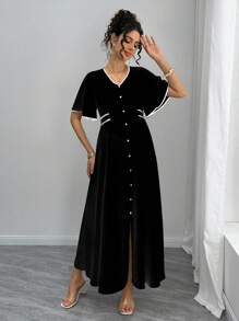 Momance Elegant Maternity Dress With Contrast Trim, Summer - Black - View 4