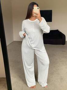 Dazy Plus Bộ đồ ngủ tay dài cổ tròn phối vải chắp vá màu tương phản kèm quần ống rộng, cỡ lớn dành cho nữ, trang phục thu đông, trang phục ấm áp - Xám - Xem 7