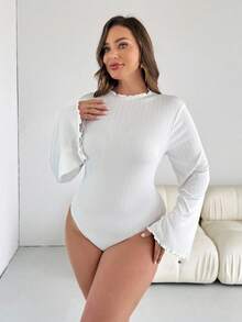 SHEIN Essnce 大码女装春秋时尚休闲高弹舒适日常白色纹理面料喇叭袖长袖紧身衣，秋装，白色上衣，外出上衣 - 白色 - 查看 1