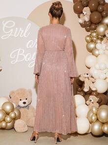 Loomaby 孕妇荷叶边领喇叭袖褶皱亮面连衣裙