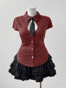 Sunspun Blus Kasual Wanita Ukuran Besar dengan Hiasan Kancing Logam Bergaya Vintage - Merah - View 4