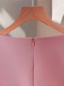 Franclia 女装春秋法式优雅高端V领百褶腰带修身长袖连衣裙 - 藕粉色 - 查看 3