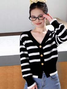 Tween Girl Classic Black & White Striped High Waist Metal Button All-Match Versatile Cardigan, Autumn/Winter - Black - View 1