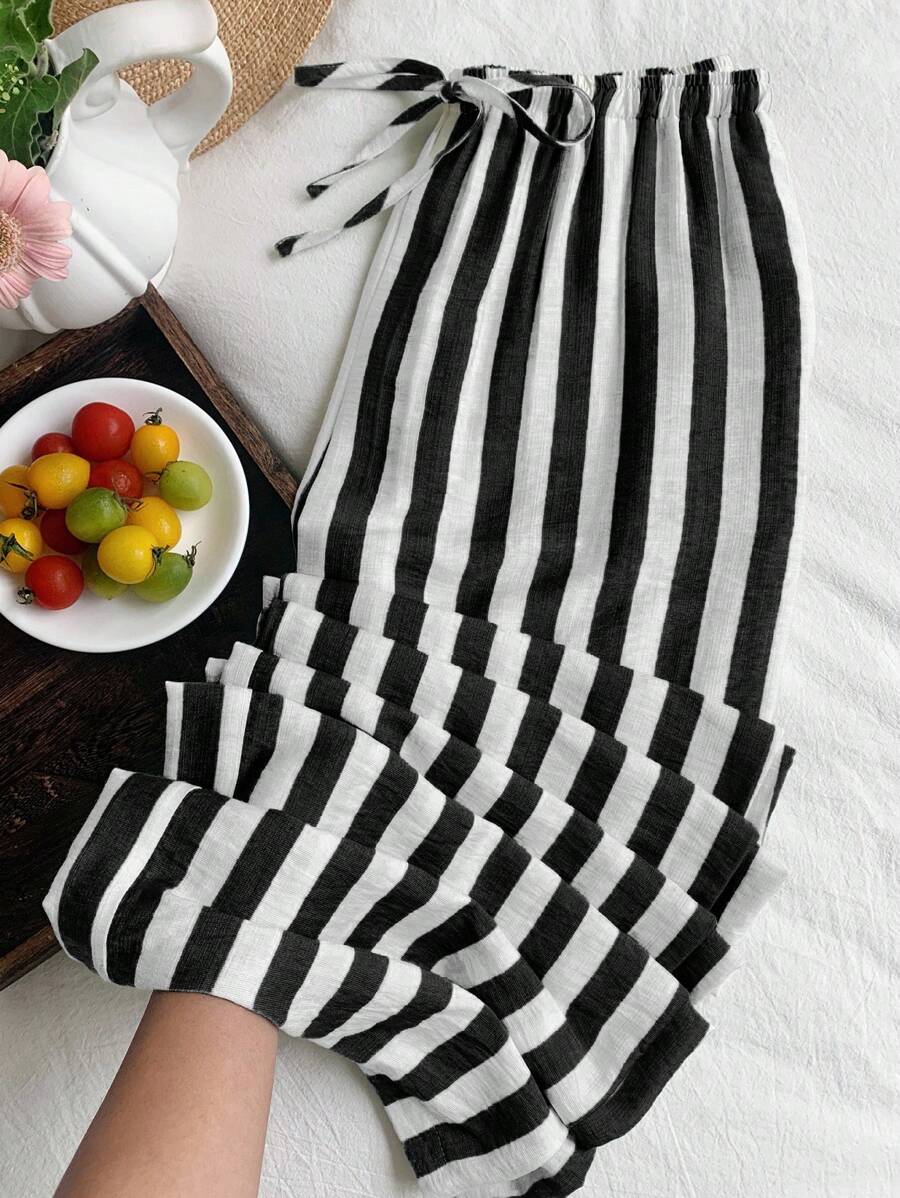 SHEIN EZwear Quần ống đứng kẻ sọc đi làm thường ngày cho nữ - Đen và trắng - Xem 1