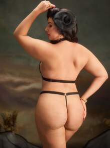 Plus Size Sexy Lingerie With Hollow Out, See-Through, Lace Design - Black - View 2