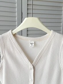 SHEIN Tween Girl Casual Solid Color Ribbed Knit Top White Top For Girls Ribbed Top Girls Ribbed Cardigan White Ribbed Top White Ribbed Tank Top Tween Top Ribbed Tween Summer Tops Girls White Ribbed Top - Beige - View 6