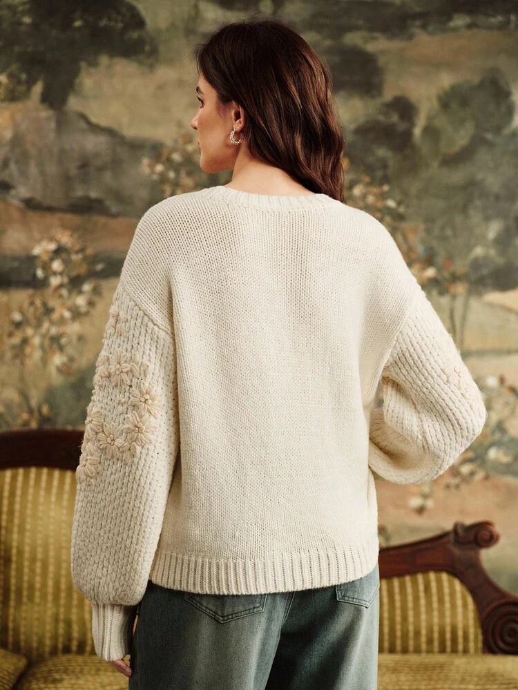 Autumn/Winter Niche Round Neck T-Shirt, Loose Fit Floral Jacquard Design Long Sleeve Knitted Sweater, Versatile Pullover Top For Women