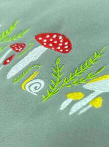 EMERY ROSE 大码刺绣蘑菇卫衣 | 植物刺绣卫衣 | 田园风刺绣上衣 | 刺绣蘑菇圆领卫衣，毕业季，教师节，返校季，秋冬季 - 綠色 - 查看 3