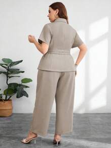 Modelyn Bộ vest 2 món cỡ lớn dành cho nữ: Áo khoác tay ngắn có eo điều chỉnh và quần ống đứng, trang phục công sở thanh lịch - Màu be - Xem 2