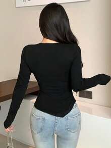 DAZY 不对称设计修身长袖女式 T 恤，秋季服装学院风上衣 - 黑色 - 查看 6