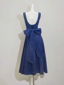 SHEIN MOD 女士牛仔连衣裙，休闲修身无袖蝴蝶结，蓝色 - 中等水洗藍 - 查看 2