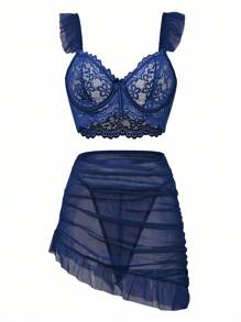 3 件套：性感荷叶边肩带蕾丝文胸 + 丁字裤 + 荷叶边腰裙，适合外出