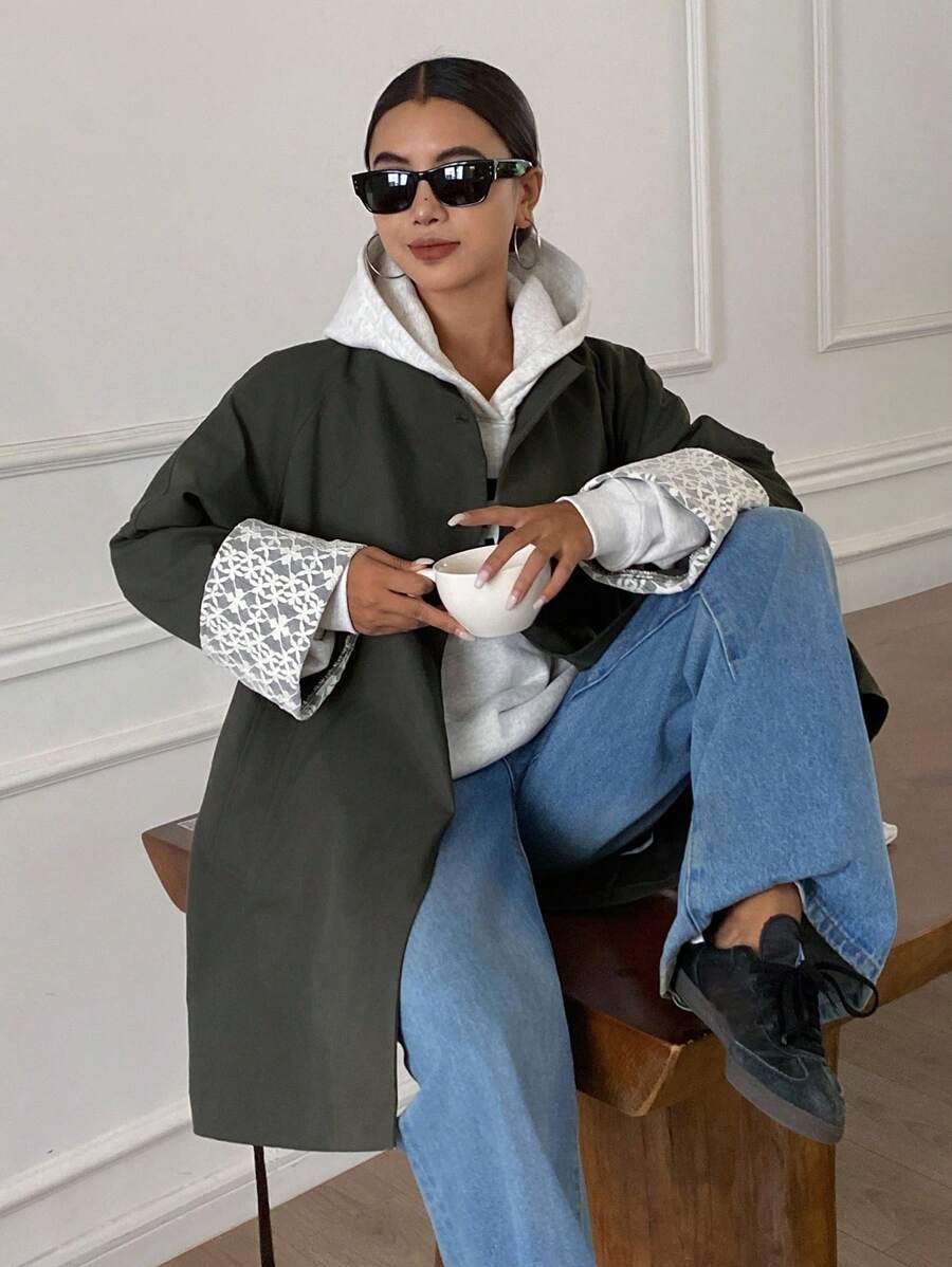 DAZY 女士蕾丝花边袖口收腰中长立领休闲风衣女式夹克，秋季女装 - 深灰色 - 查看 1