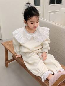 DAZY 2pcs/Set Young Girls Round Neck Lace Patchwork Long Sleeve Casual Sweatshirt And Loose Fit Pants Set - Apricot - View 5