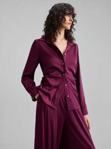 Ontre Modern Urban Style, Minimalist Comfort Design, Deep Wine Red Women's Shirt, Lapel Collar, Long Sleeve, Shell Buttons, Structured Design, Everyday Wear, Commuter Wear, Casual Wear, Business Casual Attire, 2025 New Collection, Early Autumn Modern Urban Casual Fashion Business Casual Women's Office Wear Low-Key Old Money Style Effortless Temperament High-End Urban Commuting High-Quality Airport Women's Wear High-End Material