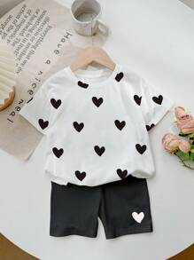 SHEIN Set da 2 pezzi casual per bambine composto da maglietta a girocollo a maniche corte con stampa a cuori dipinta a mano e leggings, adatto per primavera/estate