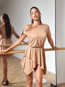 Menodora SHEIN Sport 2pcs/Set Women's Latin Dance Costume, Solid Color Asymmetric Collar Dress And Briefs - Khaki - View 1