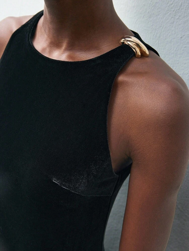 SHEIN Maija Women's Metal Decor Round Neck Sleeveless Elegant Dress Modern Urban Casual Fashion Business Casual Women's Office Wear Low-Key Old Money Style Effortless Temperament High-End Urban Commuting High-Quality Airport Women's Wear High-End Material High-End, Elegant, Old-Fashioned Cruise Clothing Modern Urban Casual Fashion Business Casual Women's Office Wear Low-Key Old Money Style Effortless Temperament High-End Urban Commuting High-Quality Airport Women's Wear High-End Material