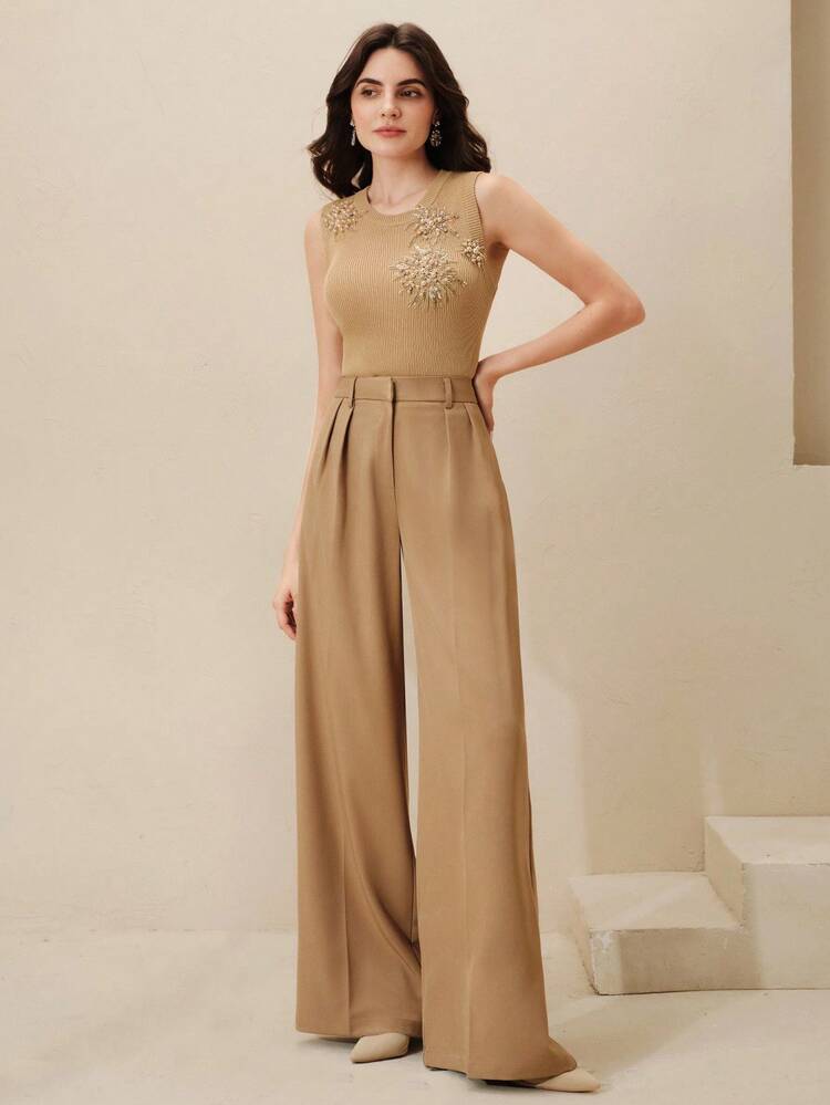 Elegant Lady Fashion Modern Embroidered Beaded Top